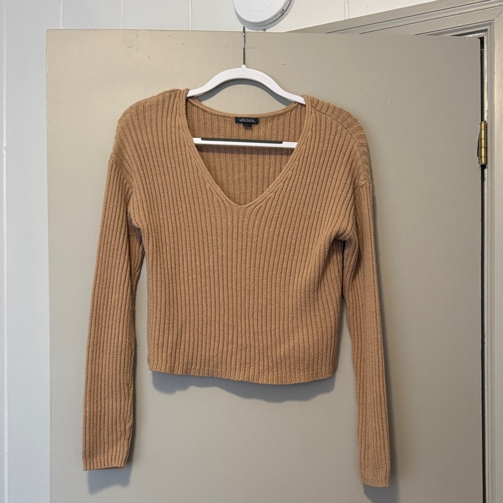 Tan Ribbed V-Neck Cropped Sweater